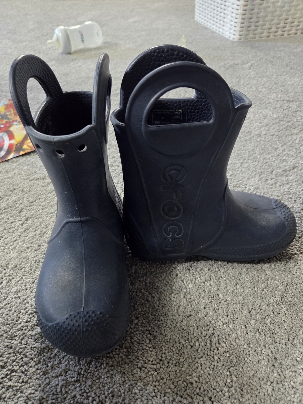 CROCS Kids Navy Blue Pull-On Rain Boots with Handles